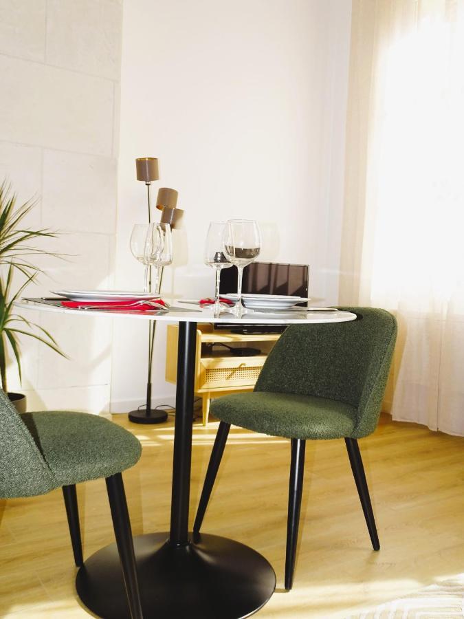 Augustins Fountain Studio Cosy Aix Centre Historique A 3 Minutes De Cours Mirabeau -Wifi-Smart Tv-Rue Calme Экс-ан-Прованс Экстерьер фото